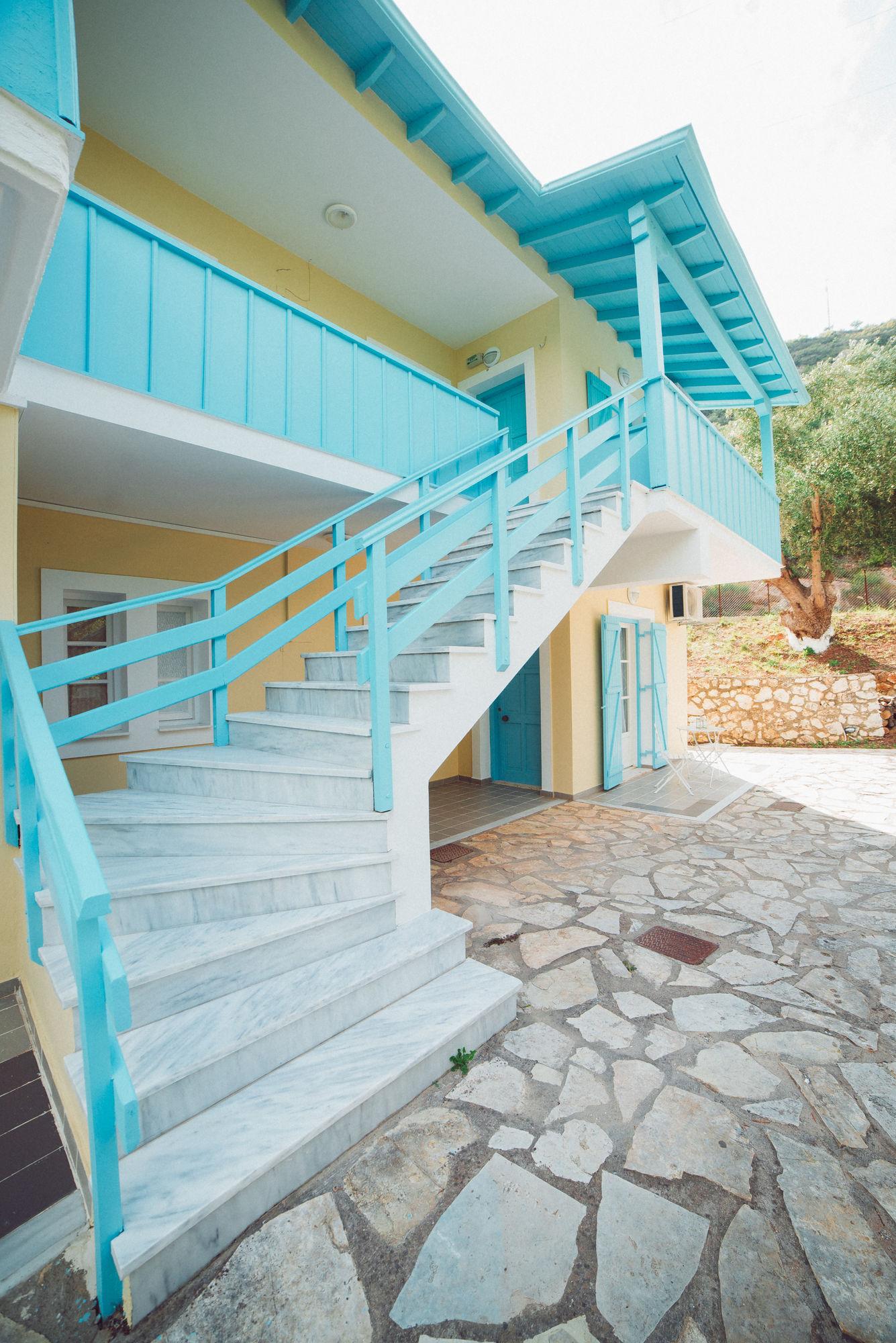 Nerina Studios Áyios Nikítas Exterior foto