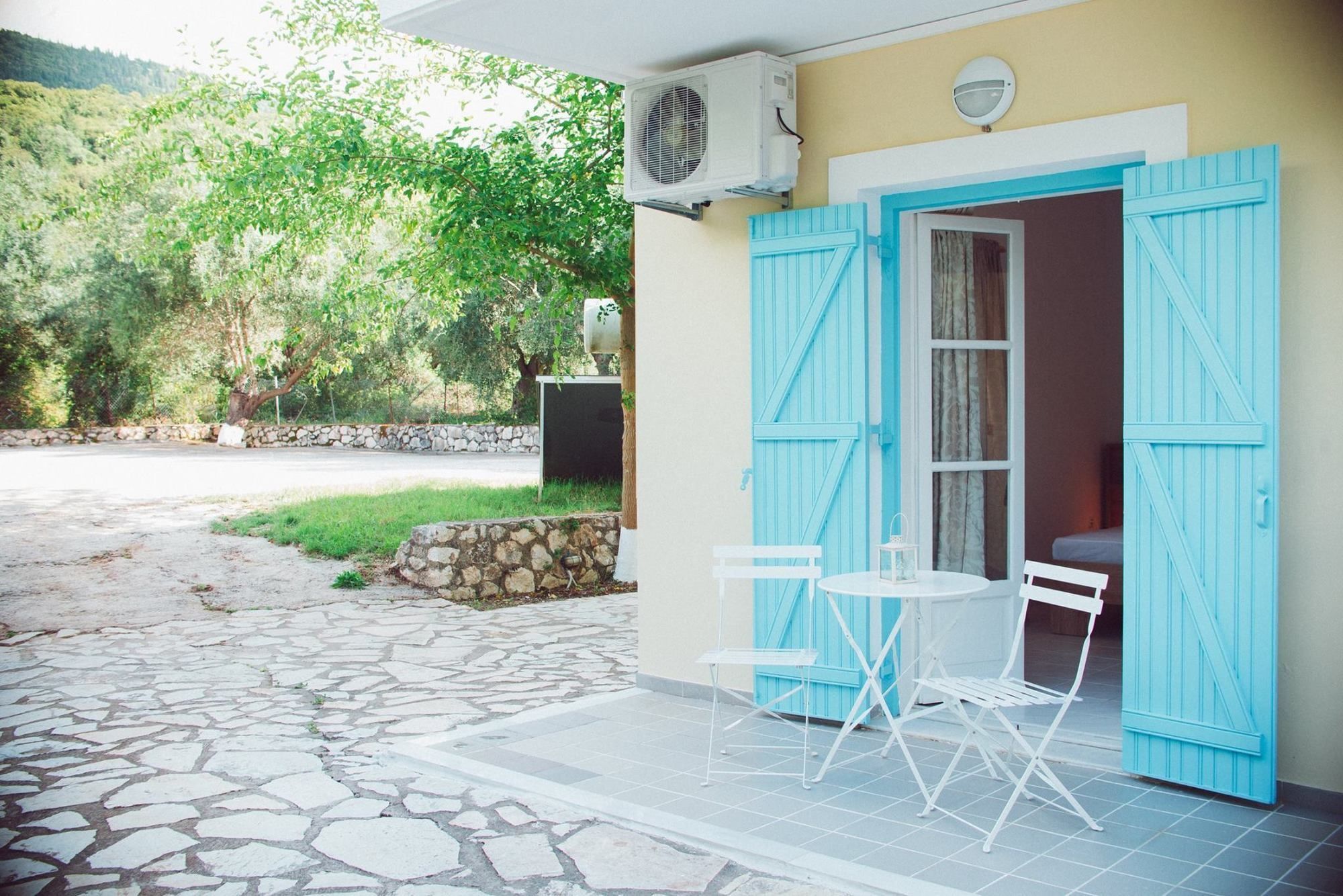 Nerina Studios Áyios Nikítas Exterior foto